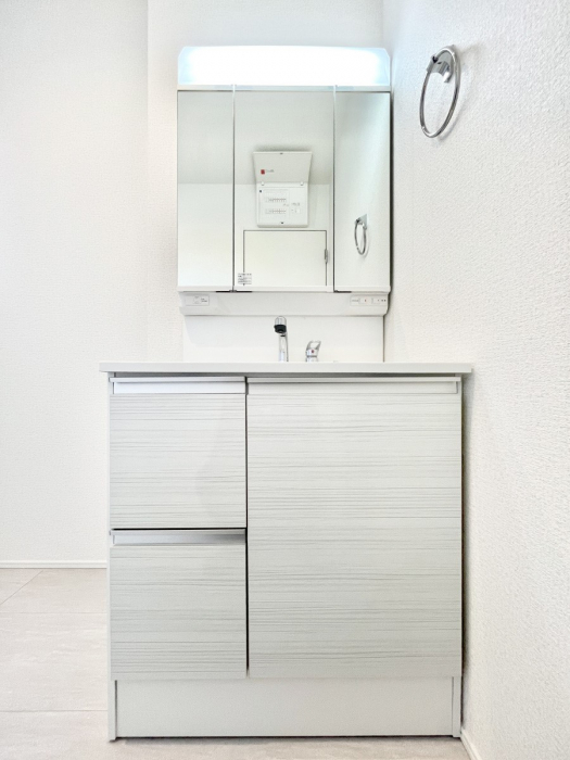 ���ʑ�E���ʏ��@���[�͂Ƌ@�\���ɗD�ꂽ���ʉ��ϑ�