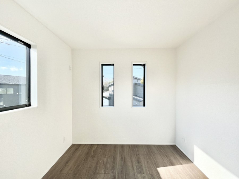 �Q���@�g���₷���`�Ńx�b�g��Ƌ�̒u�����ɂ����邱�Ƃ�����܂���B   