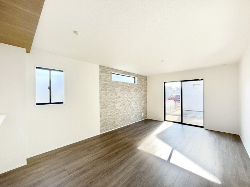 ���̑����ρ@���邢�z���������A�����̕��͋C�ɖ��������_�C�j���O�B   