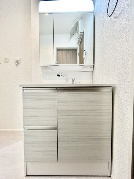 ���ʑ�E���ʏ��@�傫�����₷���O�ʋ��Ő�����������ʑ�́A�g�����Ȃ݃`�F�b�N�┧�̂������ɂ������߂ł��B 