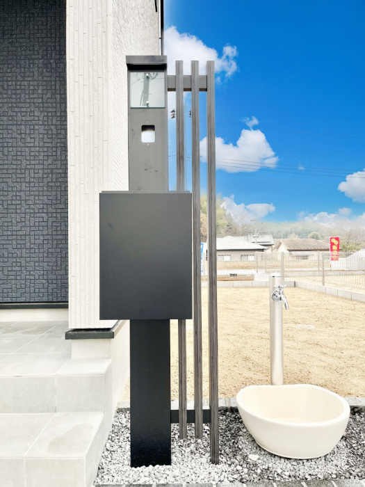 ���̑��@�V���v���f�U�C���̃|�X�g�B