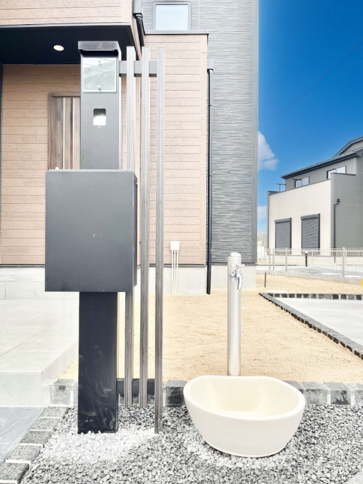 ���̑��@�V���v���f�U�C���̃|�X�g�B