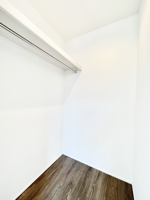 ���̑��@�ߗނ��n���K�[�Ɋ|�����܂܎��[�ł���WIC�B�ߗނ̐������ڂ����₷���ĕ֗��ł��I