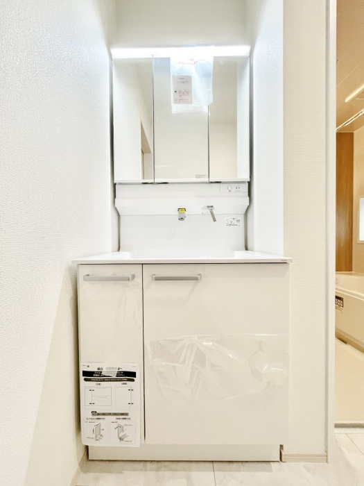 ���ʑ�E���ʏ��@���[�͂Ƌ@�\���ɗD�ꂽ���ʉ��ϑ� 