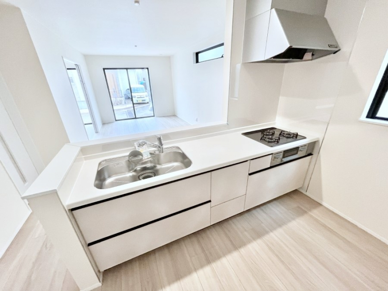 �L�b�`���@�J�E���^�[�z���ɂ��b�������Ȃ��疈���̂������������Ɗy����