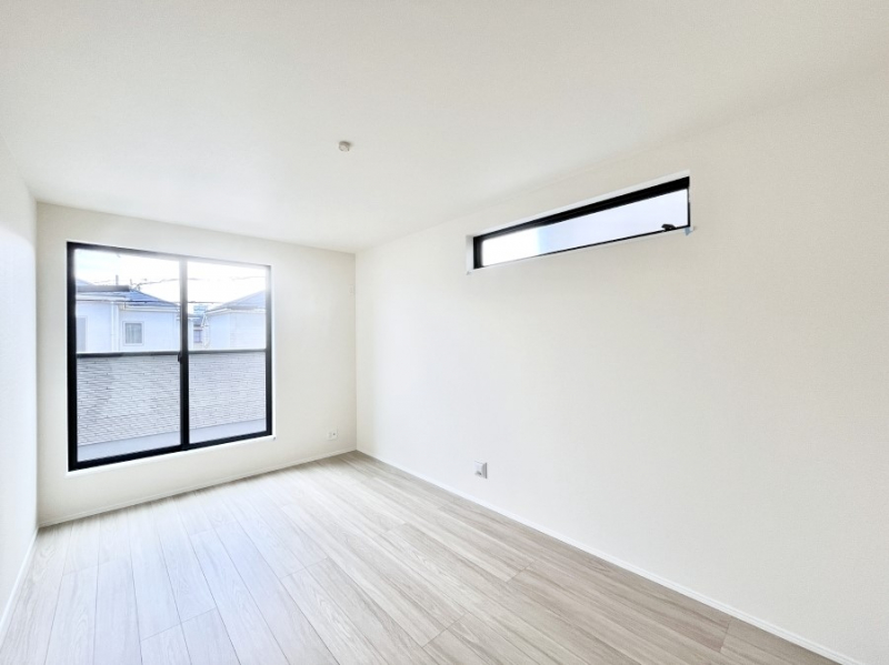 ���̑����ρ@�o���R�j�[���J�������v���X���Ă����m��