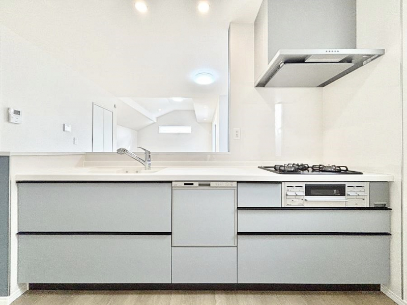 �L�b�`���@�L�X�Ƃ����g������̗ǂ��L�b�`���œ��X�̂��������y�����Ȃ肻��