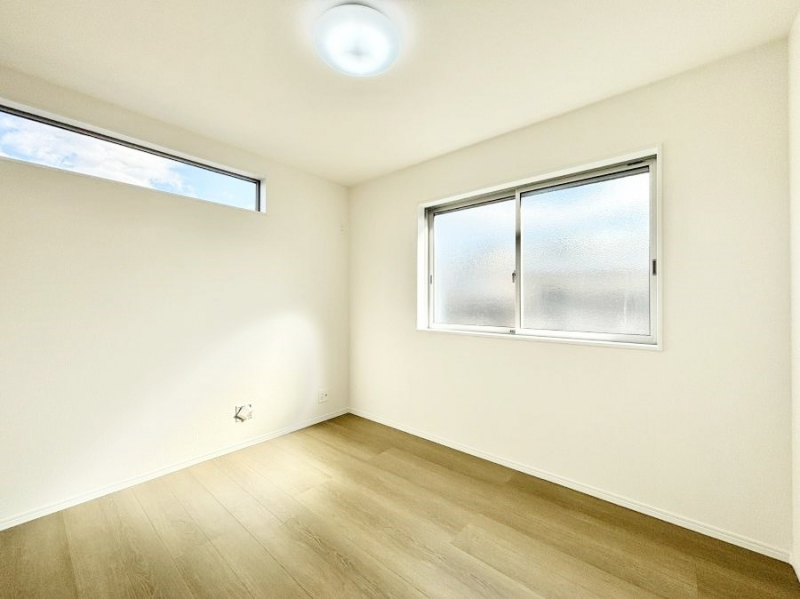 �Q���@�g���₷���`�Ńx�b�g��Ƌ�̒u�����ɂ����邱�Ƃ�����܂���B