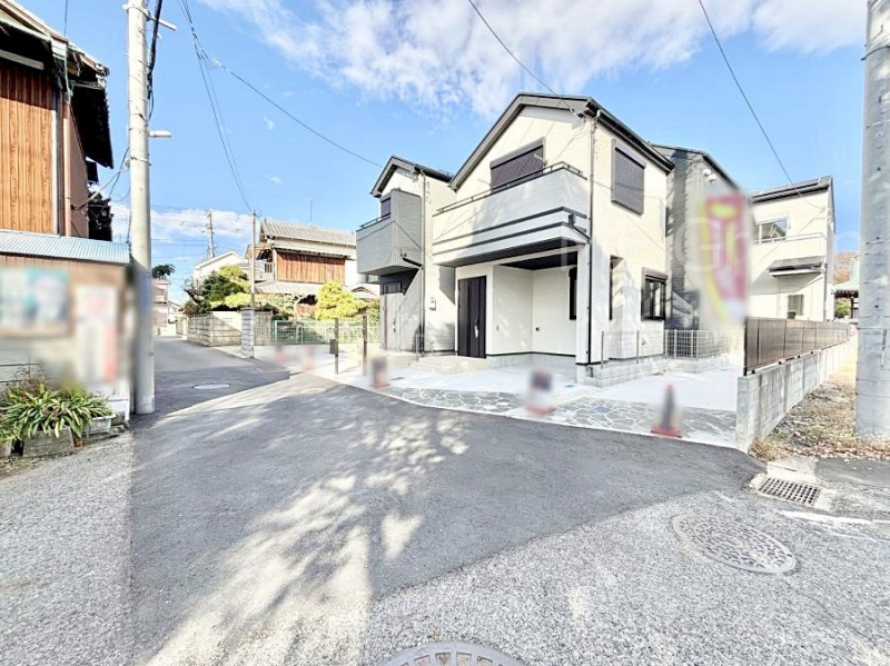 ���n�O�ώʐ^�@���܂����n�`�́A�ԓ��ɖʂ��Ă��炸�A�Â��Ńv���C�x�[�g���𖡂킦�闧�n�ł��B