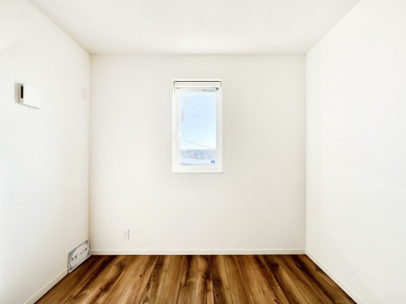 �q�������@�q�ǂ������ɂ҂�����̖��邢��ԁB  