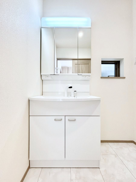 ���ʑ�E���ʏ��@�傫�����₷���O�ʋ��Ő�����������ʑ�́A�g�����Ȃ݃`�F�b�N�┧�̂������ɂ������߂ł��B 