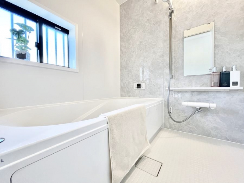 �����@����̔�����₷��؂ȃo�X�^�C���B�������Ƃ����C���y����Ŕ����Ƃ肽���ł��ˁI  