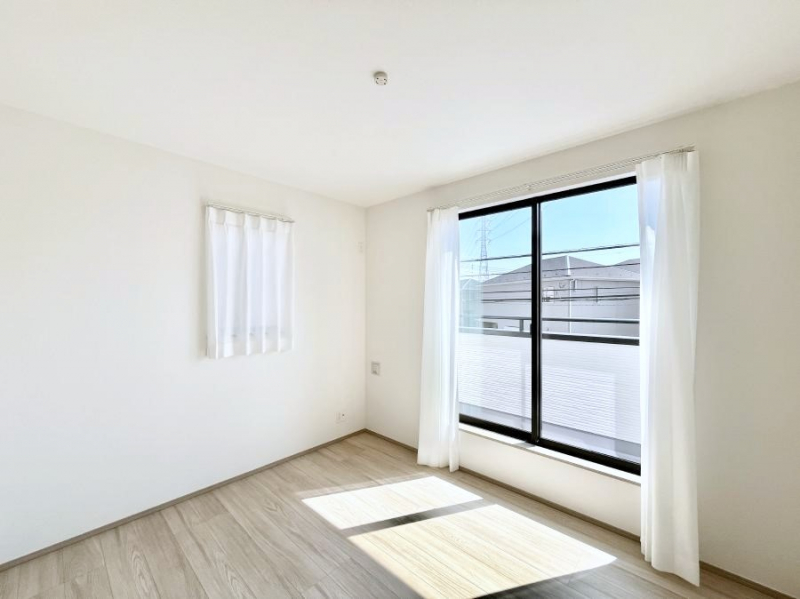 �Q���@�g���₷���`�Ńx�b�g��Ƌ�̒u�����ɂ����邱�Ƃ�����܂���B 