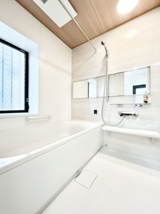 �����@����̔�����₷��؂ȃo�X�^�C���B�������Ƃ����C���y����Ŕ����Ƃ肽���ł��ˁI  