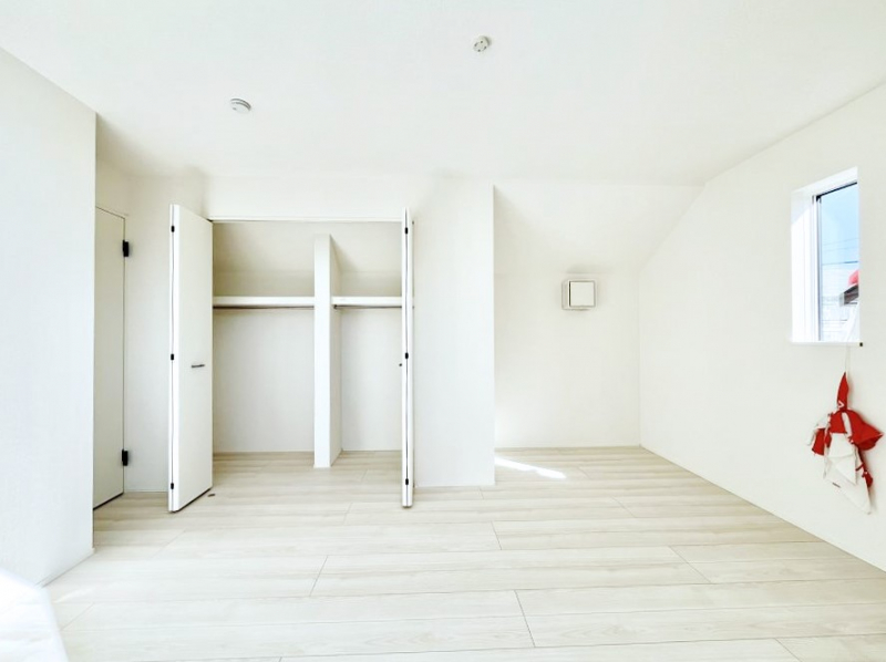 �q�������@�q�������ɂ��������߂Ȏ��[�X�y�[�X�����Ղ�̋���