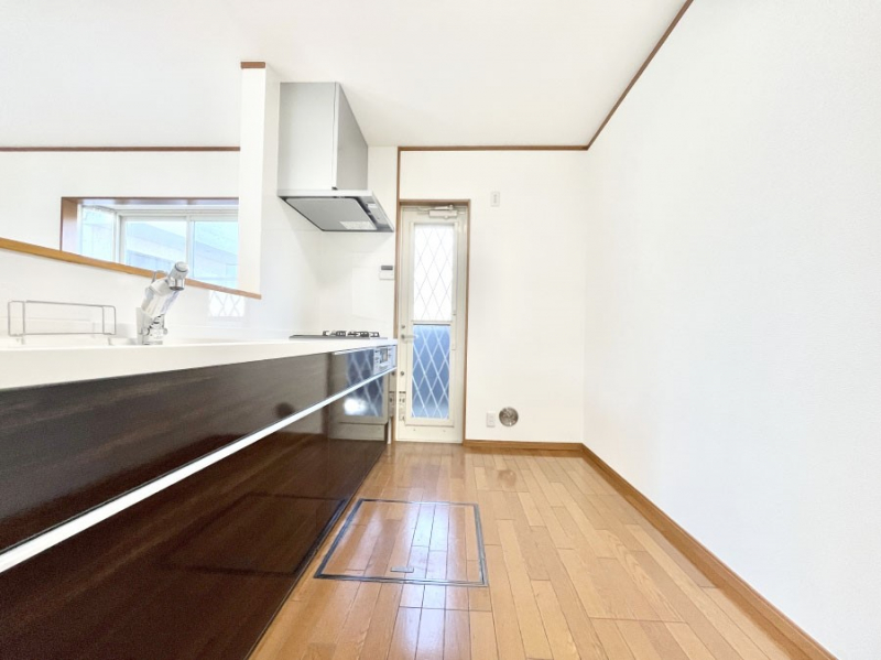 �L�b�`���@��Ƃ肠��L�b�`���ł͂��Ƒ��Ɗy�������������ł��܂��B