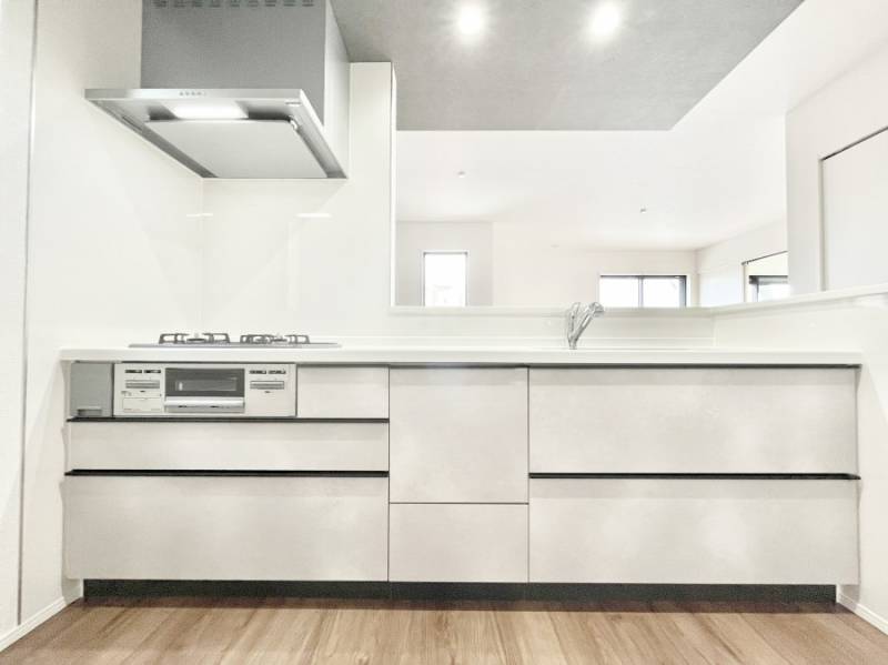 �L�b�`���@�������������I�ɁA�y�����I�V�X�e���L�b�`��  