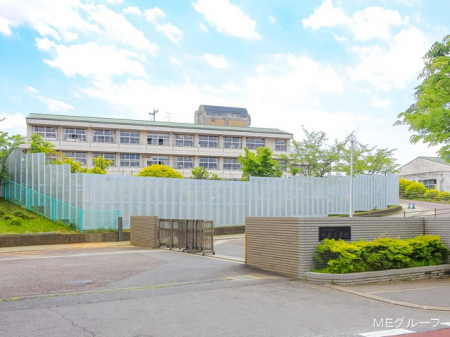 周辺環境　小学校 1350m 成田市立平成小学校