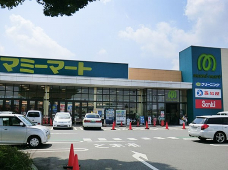 周辺環境　スーパー 2030m マミーマート仁戸名店(営業時間9：00〜22：00！駐車場も広くて便利！)