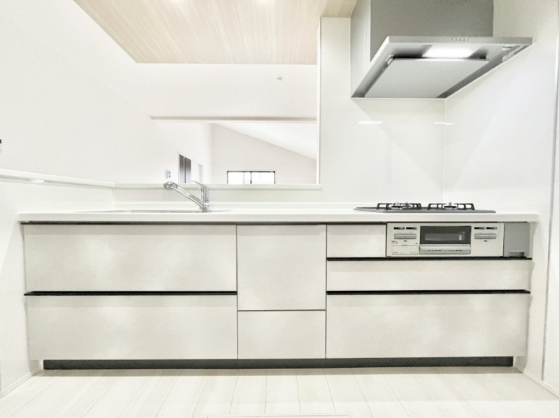 �L�b�`���@�������������I�ɁA�y�����I�V�X�e���L�b�`��  