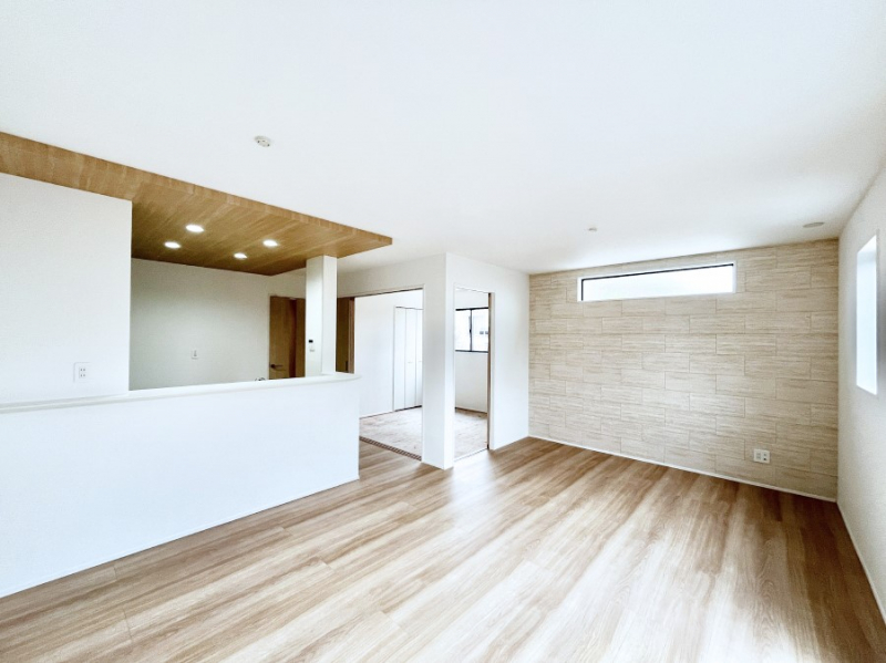 ���r���O�@�A�N�Z���g�N���X���g�p�������������N�A�b�v�̋�ԁB