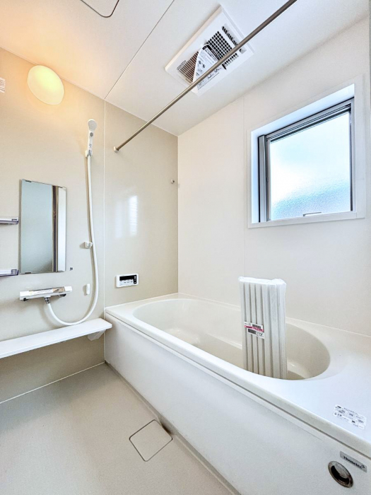 �����@����̔�����₷��؂ȃo�X�^�C���B�������Ƃ����C���y����Ŕ����Ƃ肽���ł��ˁI  