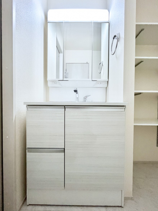 ���ʑ�E���ʏ��@�傫�����₷���O�ʋ��Ő�����������ʑ�́A�g�����Ȃ݃`�F�b�N�┧�̂������ɂ������߂ł��B 