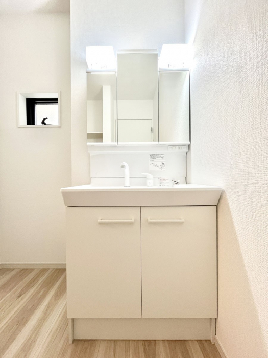 ���ʑ�E���ʏ��@�傫�����₷���O�ʋ��Ő�����������ʑ�́A�g�����Ȃ݃`�F�b�N�┧�̂������ɂ������߂ł��B 