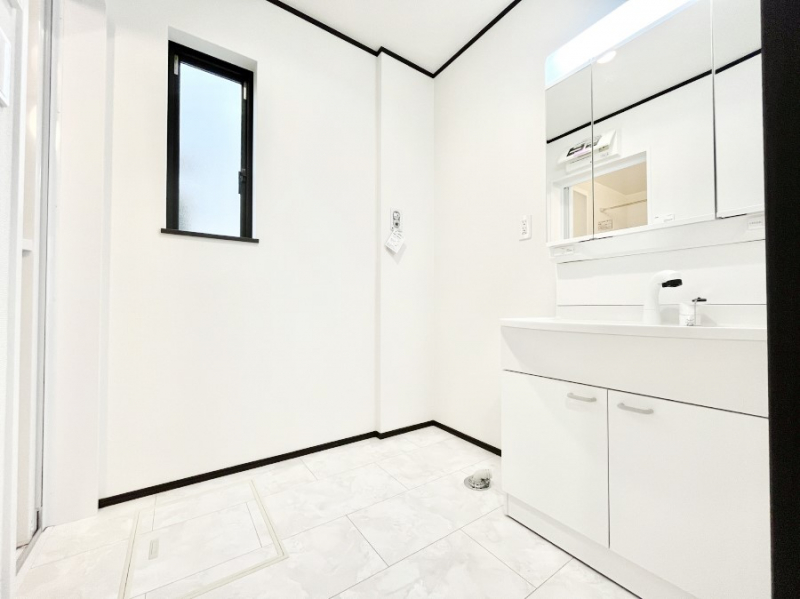 ̑@Ƃ̐ʃXy[XŒ̐gxxNN