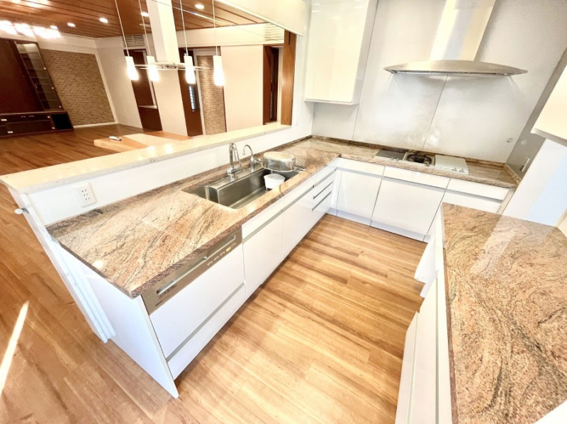 Lb`@Ƃ肠Lb`ł͂ƑƊył܂B