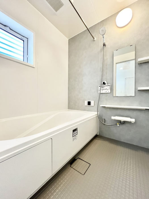 �����@����̔�����₷��؂ȃo�X�^�C���B�������Ƃ����C���y����Ŕ����Ƃ肽���ł��ˁI  