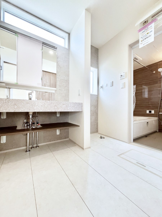 ���̑��@���������Ă���̂Ŏ��C�̑����ꏊ�ł����C���\���s���܂��B�����̐g�x�x���C�����ǂ��I