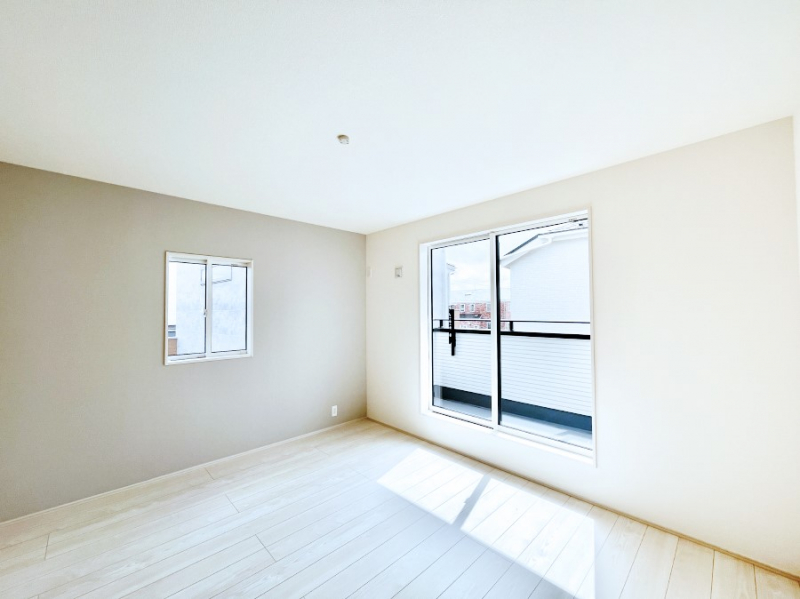 ���̑����ρ@���邢�o���R�j�[�T�C�h�ɗm����ݒu�B�ڊo�߂̗ǂ��Q���ɁB 