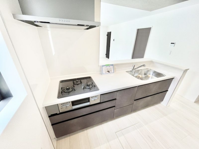 �L�b�`���@�J�E���^�[�z���Ɋy����������ׂ�B�����̂������������Ɣ��������Ȃ肻���ł��ˁB