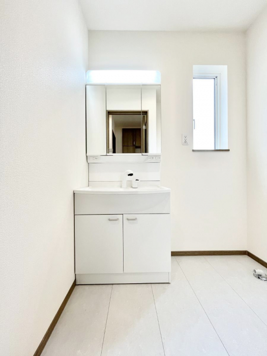 ���ʑ�E���ʏ��@���[�͂Ƌ@�\���ɗD�ꂽ���ʉ��ϑ�@