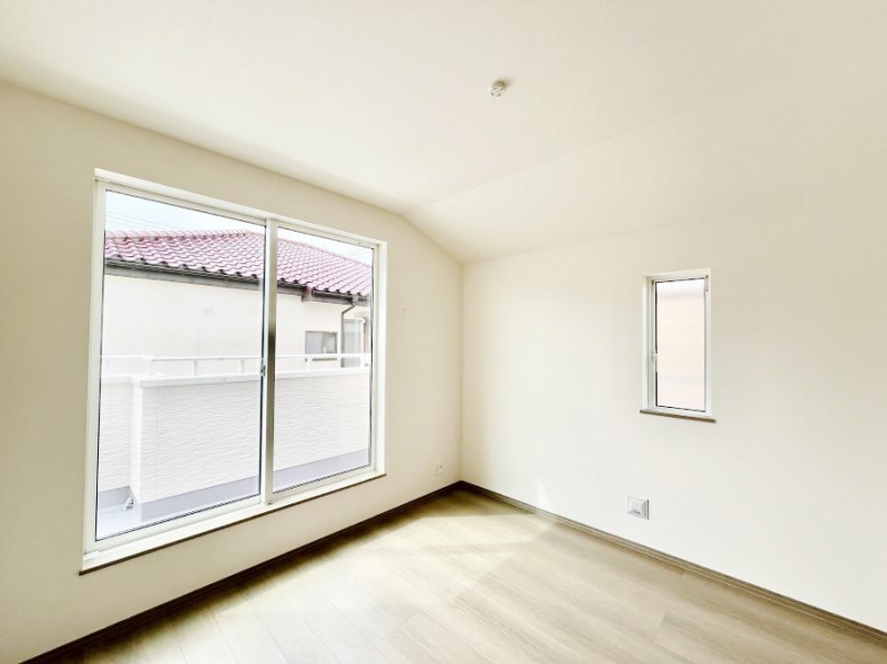 ���̑����ρ@�o���R�j�[���J�������v���X���Ă����m��  �@