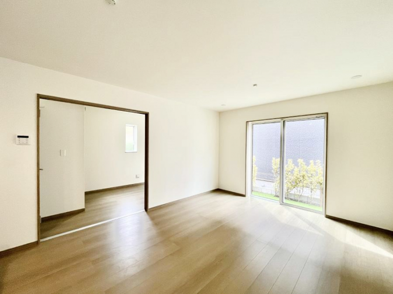 ���̑����ρ@�Ƒ������R�ƏW�܂�e���̃X�y�[�X�ɂȂ肻���@