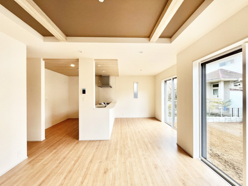 rO@邢zA͋̕Cɖ郊rOE_CjOB   