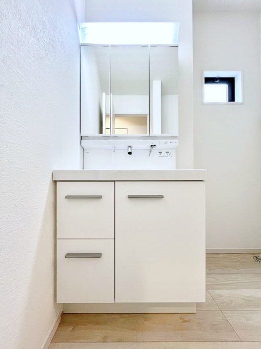 ���ʑ�E���ʏ��@�傫�����₷���O�ʋ��Ő�����������ʑ�́A�g�����Ȃ݃`�F�b�N�┧�̂������ɂ������߂ł��B 