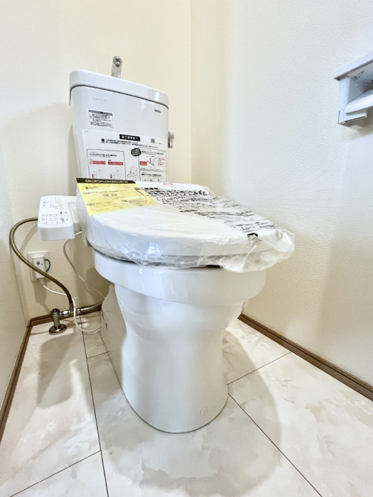 �g�C���@�g�C����1�K��2�K���ꂼ��ɔz�u����Ă��ĂƂĂ��֗��ł��B 