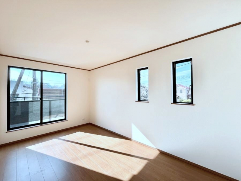 ���̑����ρ@2�ʍ̌����m�ۂ������邢��ԁB�Ƒ��݂�Ȃ����K�ȕ�炵����������݌v�ł��B