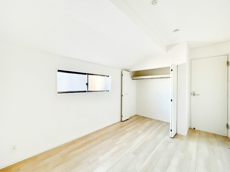 �Q���@�g���₷���`�Ńx�b�g��Ƌ�̒u�����ɂ����邱�Ƃ�����܂���B   