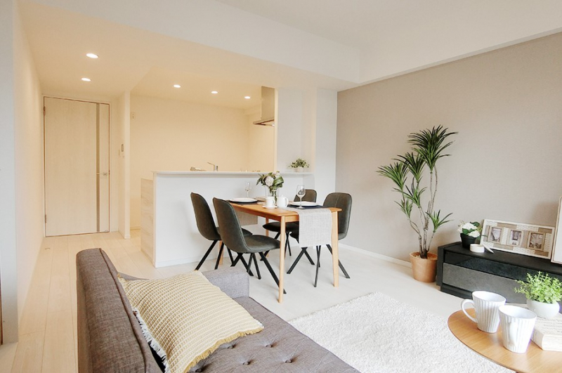 rO@Ƒ̓₩Șbŕ܂閾邢rO  