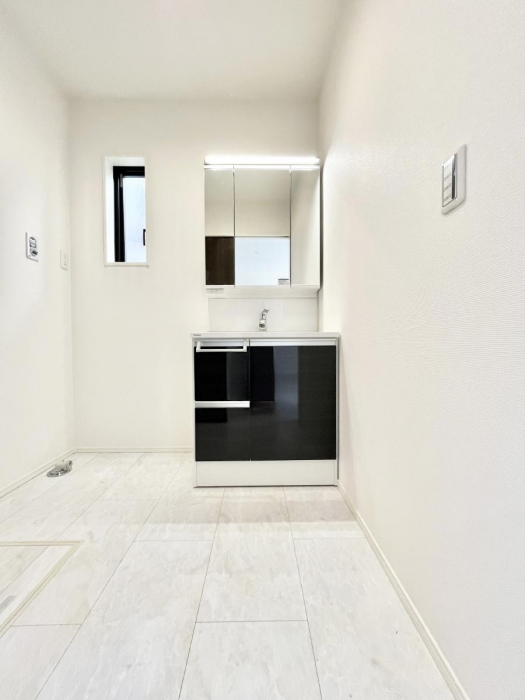 ���ʑ�E���ʏ��@���[�͂Ƌ@�\���ɗD�ꂽ���ʉ��ϑ�   