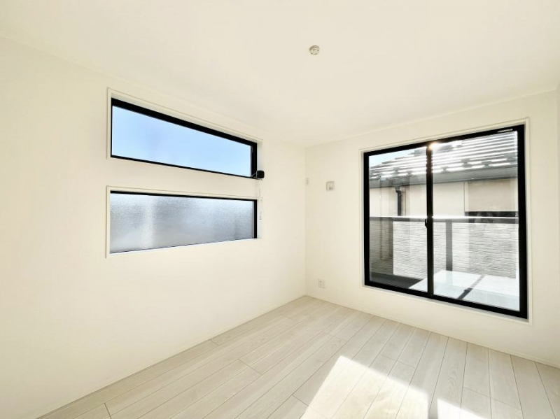 �Q���@���邢�o���R�j�[�T�C�h�ɗm����ݒu�B�ڊo�߂̗ǂ��Q���ɁB  