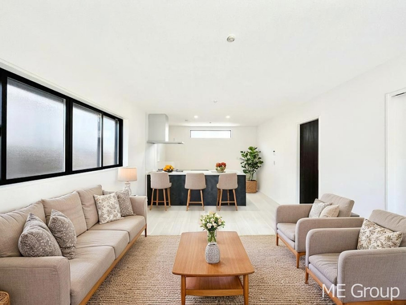 ���r���O�@���Ƒ��̓��₩�Șb�����ŕ�܂�閾�邢���r���O  ���Ƌ��CG�ł� 