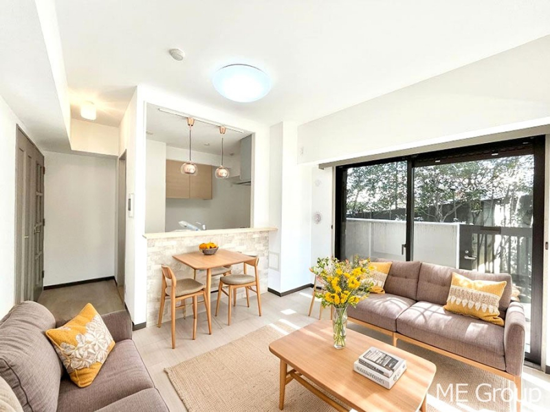 ���r���O�@�������������͋C�̂k�c�j�͉Ƒ��݂�Ȃ̉��K��ԁ@���Ƌ��CG�ł�