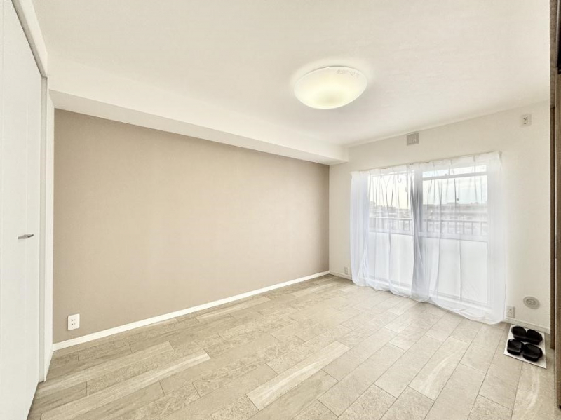 ���̑����ρ@�o���R�j�[���J�������v���X���Ă����m��