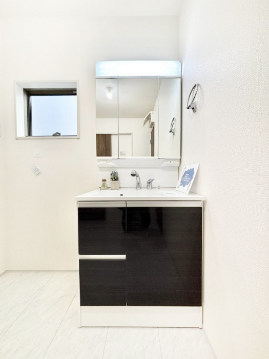 ���ʑ�E���ʏ��@���[�͂Ƌ@�\���ɗD�ꂽ���ʉ��ϑ�  