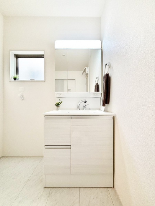 ���ʑ�E���ʏ��@���[�͂Ƌ@�\���ɗD�ꂽ���ʉ��ϑ�